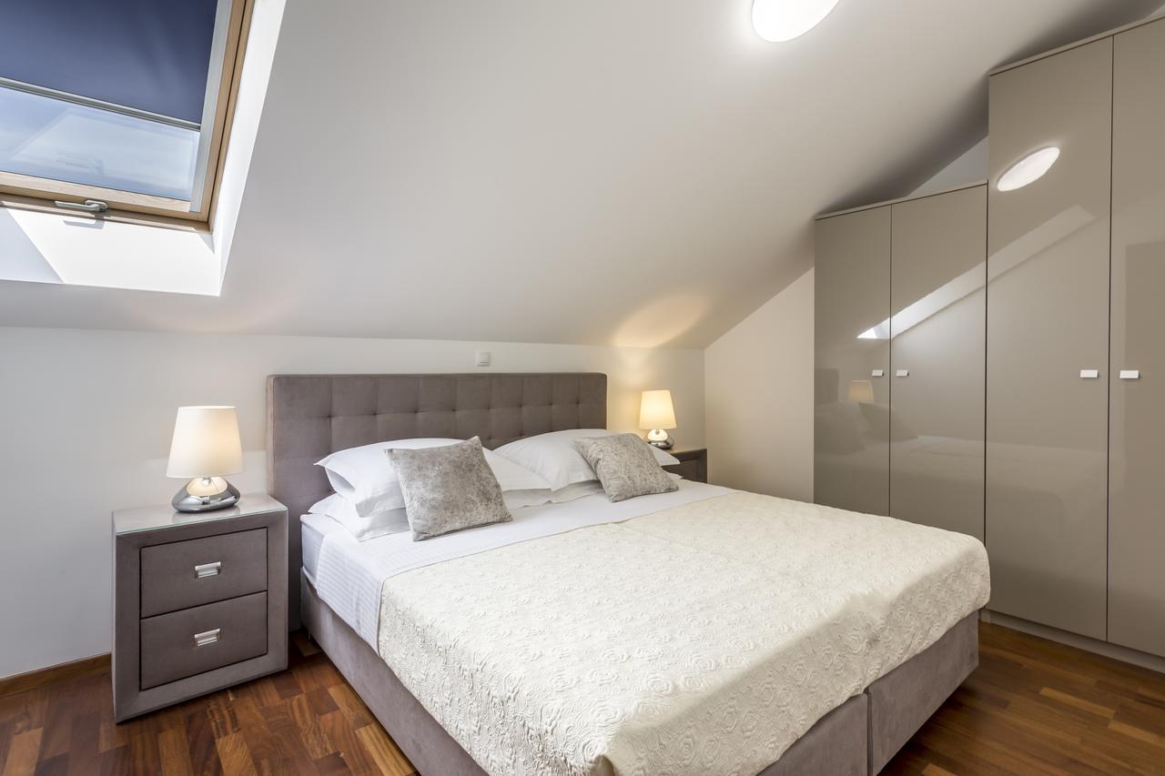 Luxury 3 Bed Apartment, Large Terrace, Pool, Close To Beach And Split! 포드스트라나 외부 사진