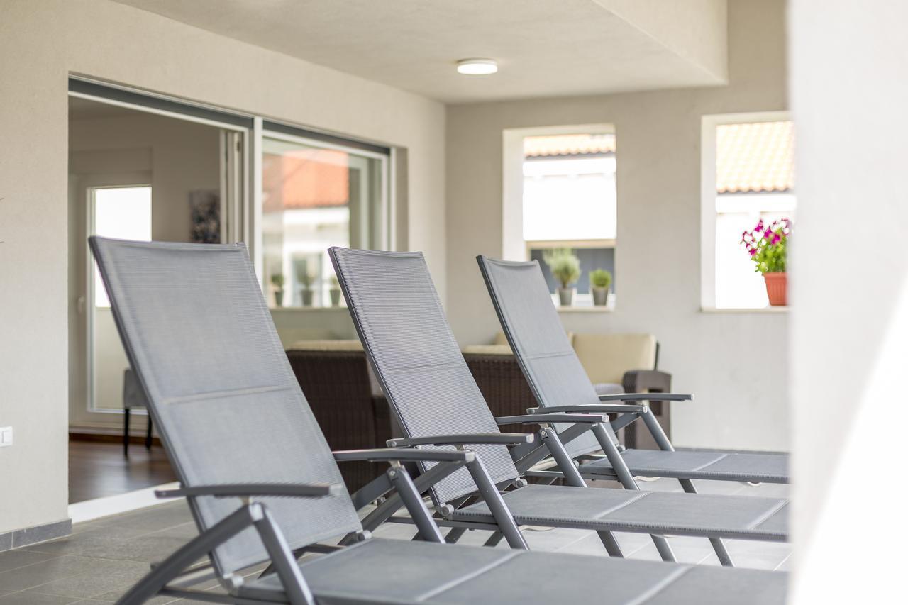 Luxury 3 Bed Apartment, Large Terrace, Pool, Close To Beach And Split! 포드스트라나 외부 사진